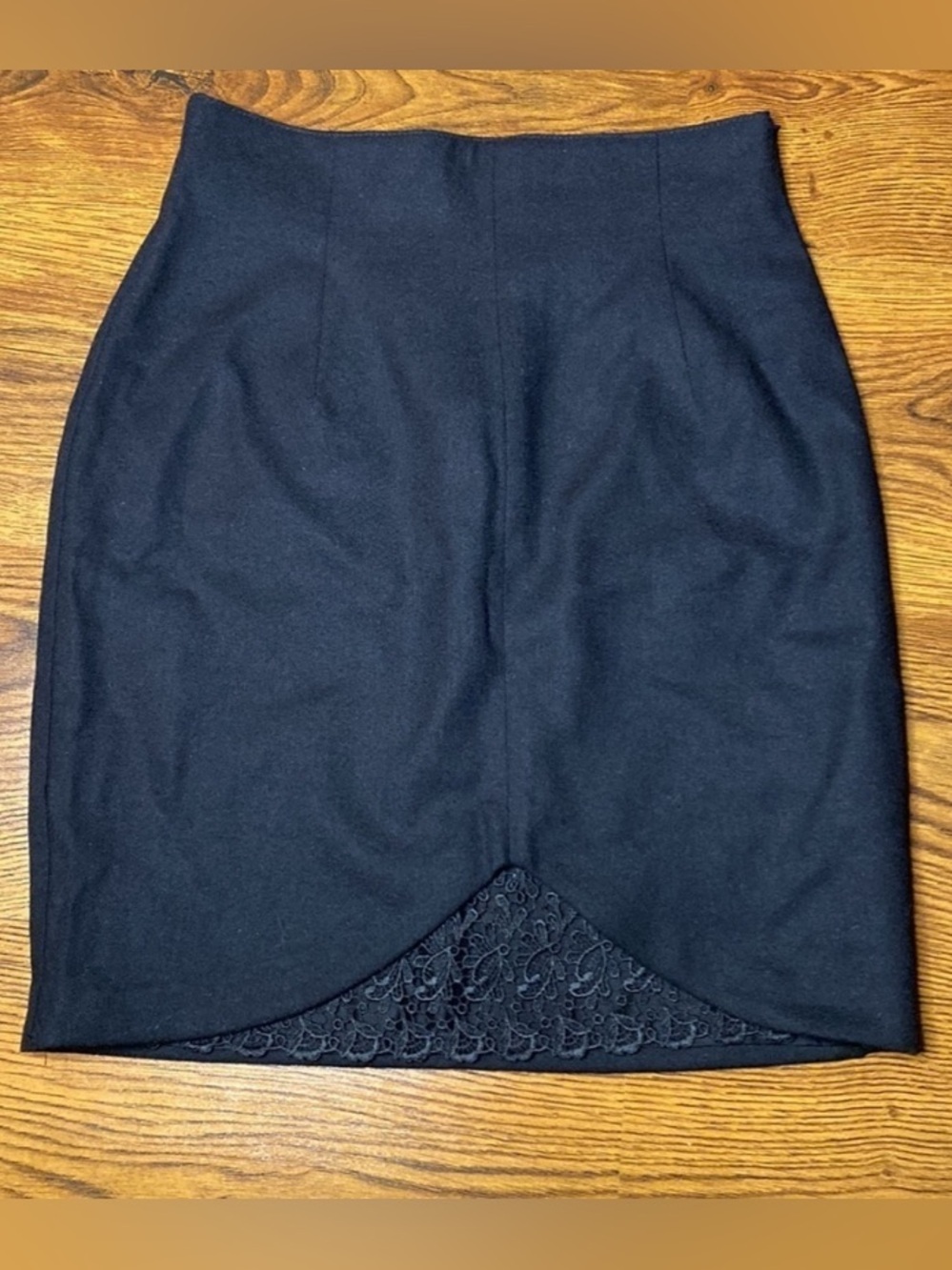🌷TRISTAN & Iseut🌷 Vintage Wool Lace Skirt